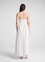 woman wearing cream lace dress