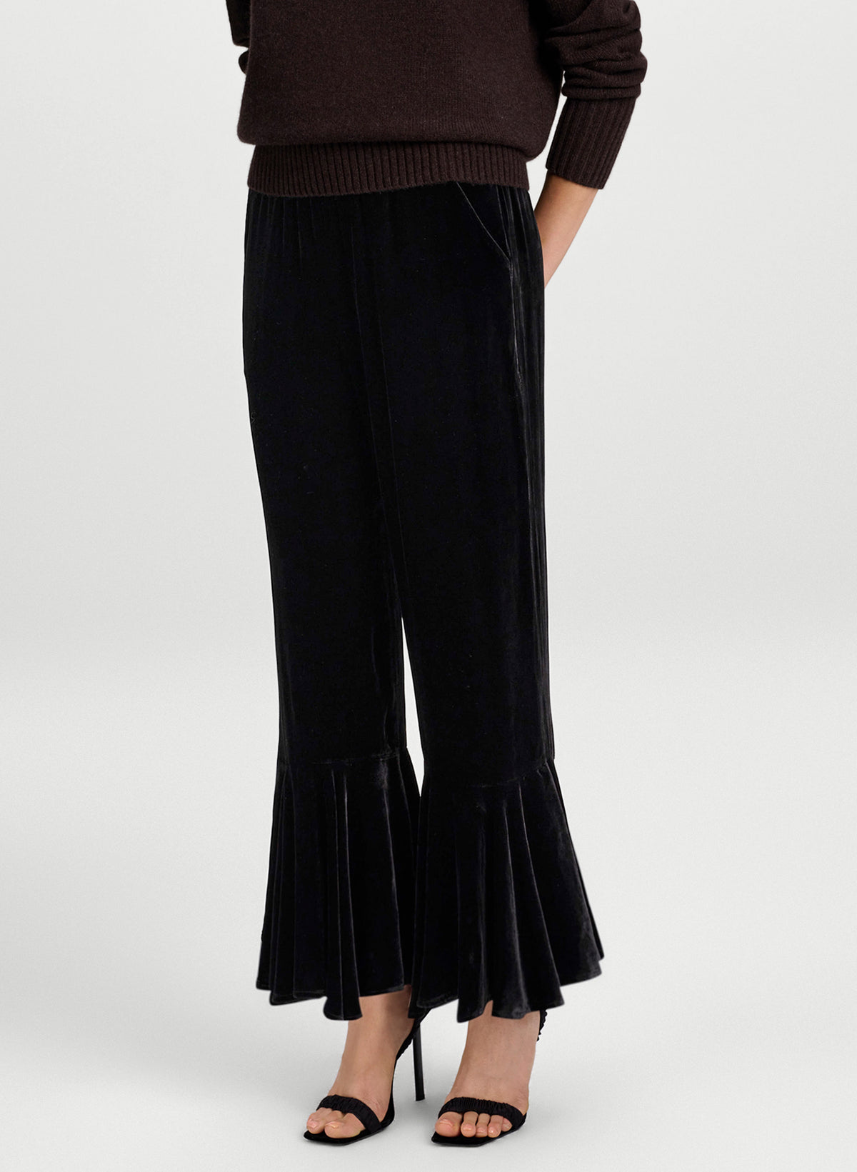 Camille Cropped Velvet Pant