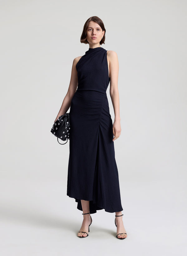 woman wearing dark blue midi dress