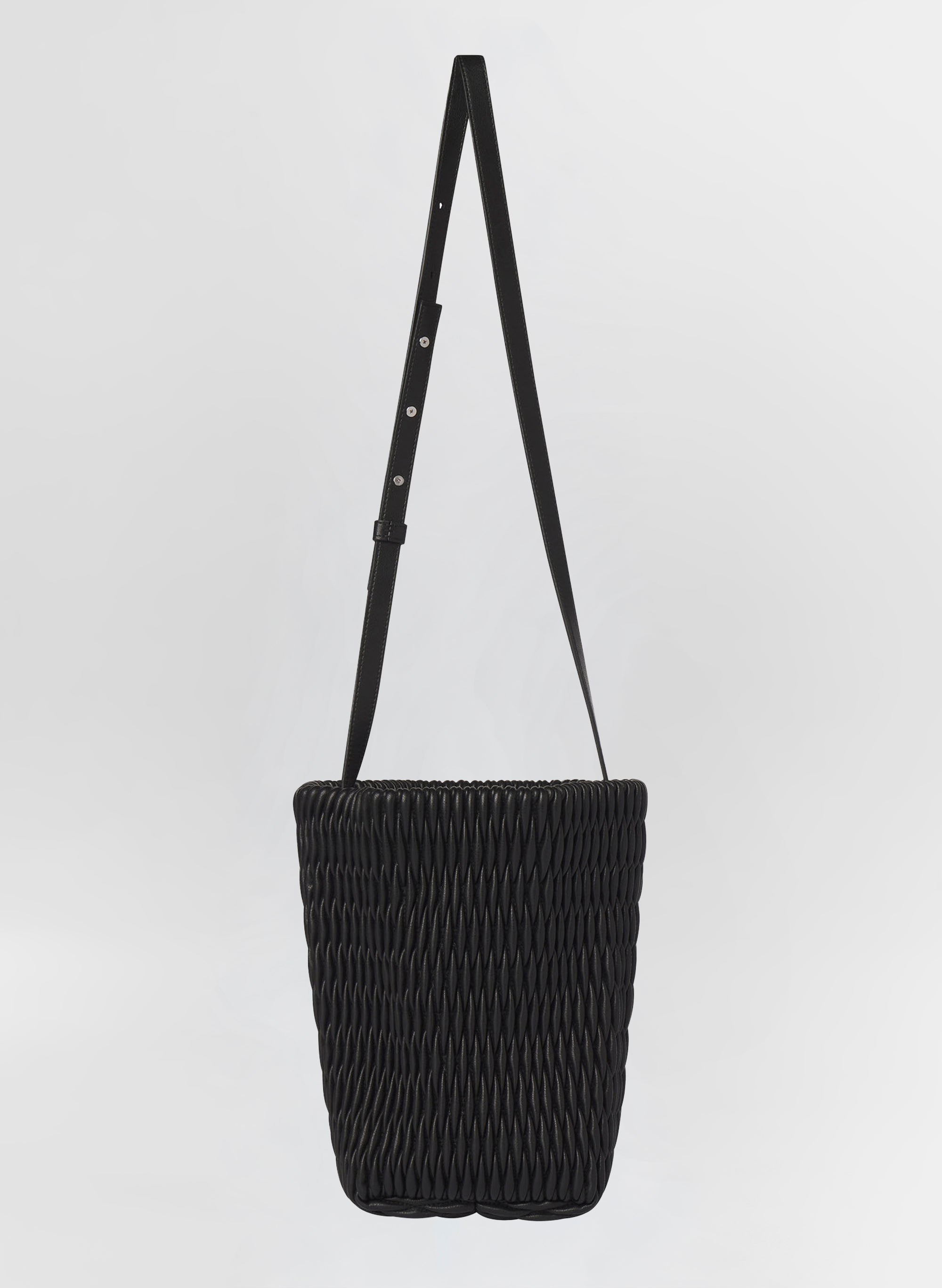 vakt. bag I / BLACK Ivy Bucket Bag | ALC LTD 【公式通販】