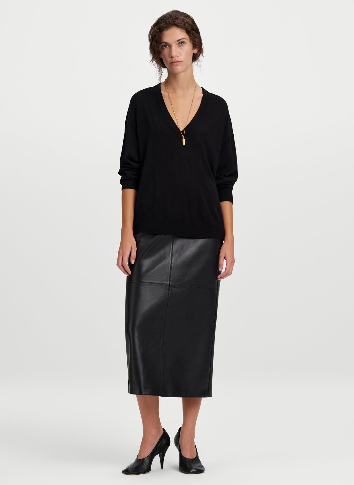 Nicole Fine Merino V Neck Sweater