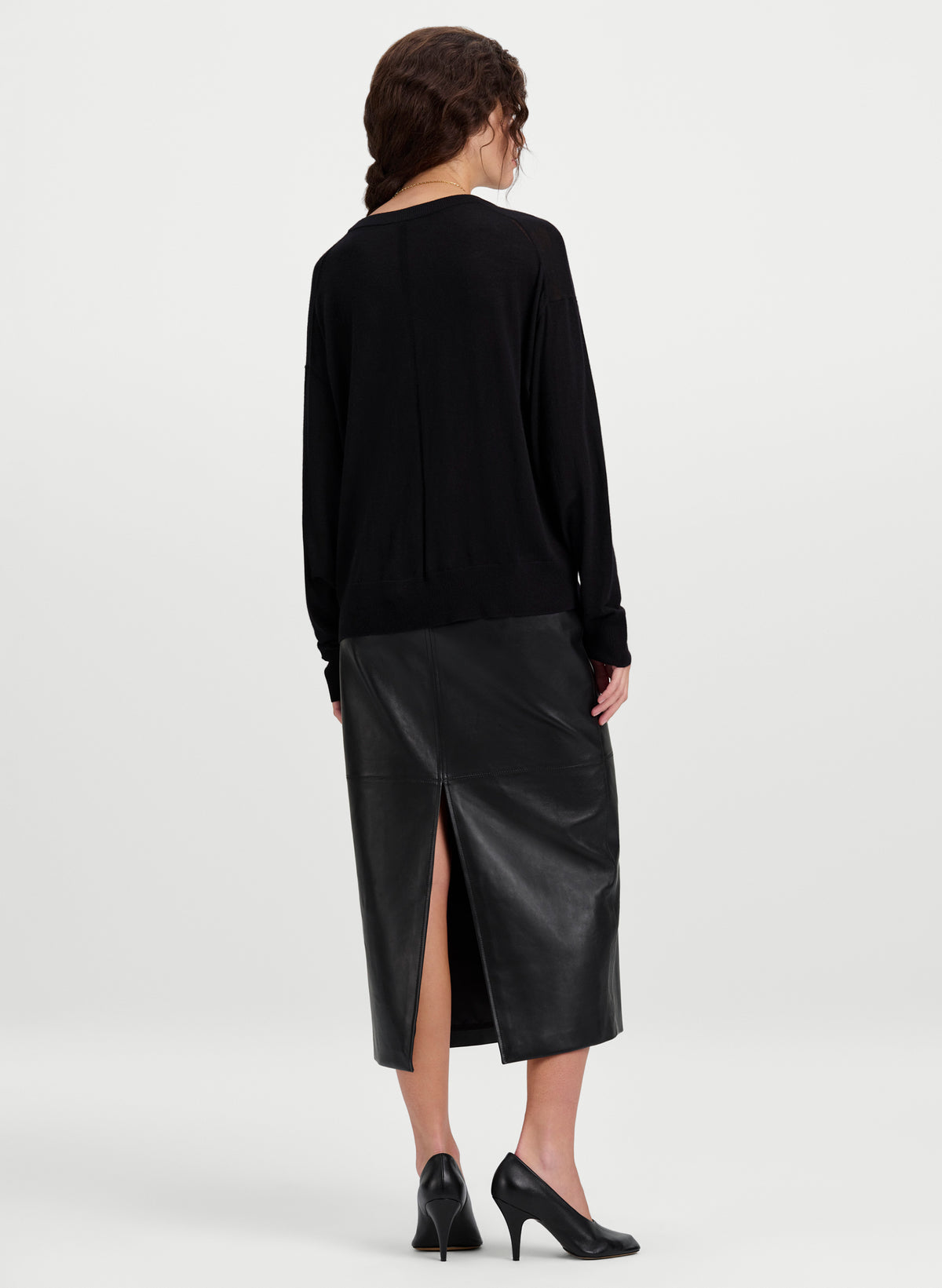 Nicole Fine Merino V Neck Sweater