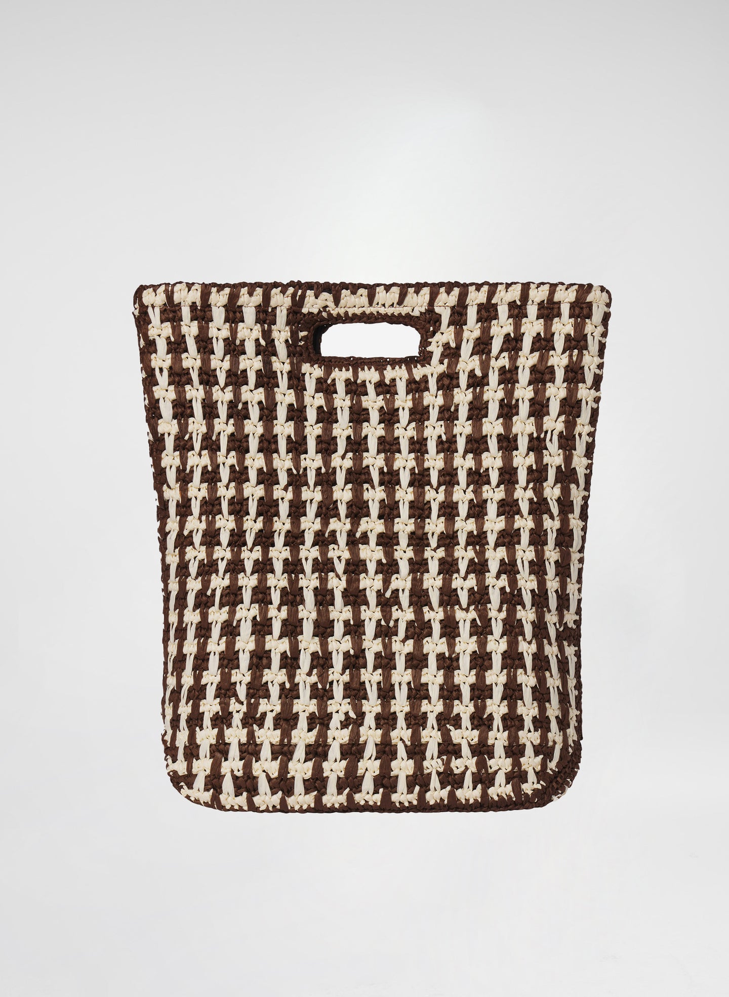 tan and brown raffia handbag