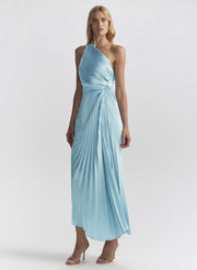 woman wearing light blue pleated dress